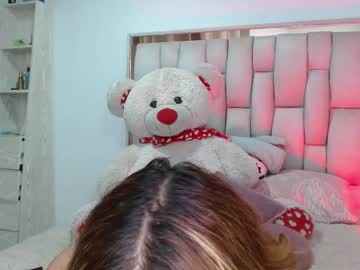 Ayleen_M Chaturbate stream image from November 26, 2025