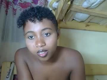 Kenchy93 Chaturbate stream image from November 26, 2025