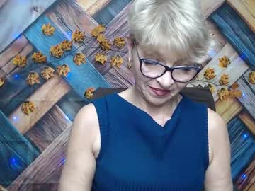 Ellabonito Chaturbate stream image from November 26, 2025
