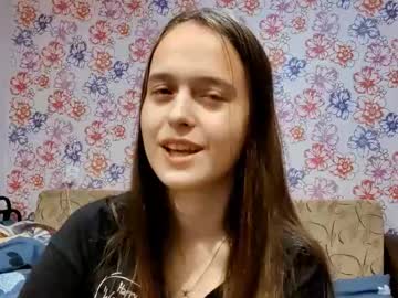 Roseannehensle Chaturbate stream image from November 26, 2025