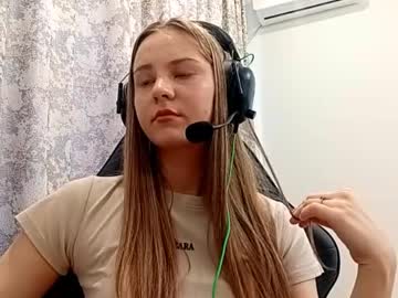 Sherrylkeep Chaturbate stream image from November 26, 2025