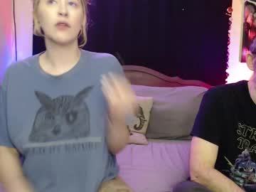 Foxymalloryknoxy69 Chaturbate stream image from November 26, 2025