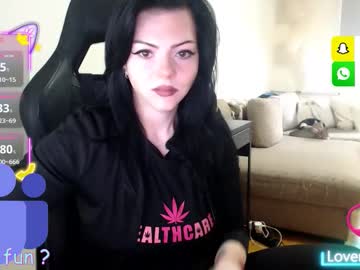 Jazzminneluvv Chaturbate stream image from November 26, 2025