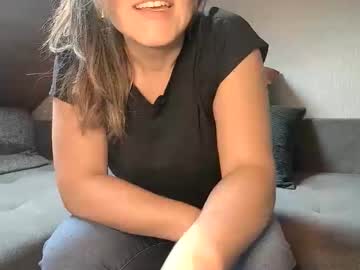 Just_Stunning Chaturbate stream image from November 26, 2025
