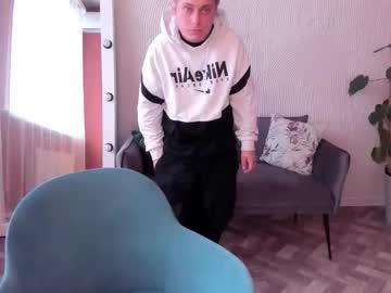 Zherealkrugi Chaturbate stream image from November 26, 2025