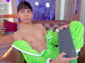 Cristhian_Slytherin Chaturbate stream image from November 26, 2025