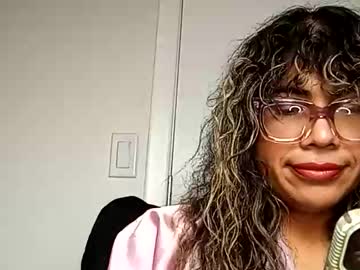 Latinatgirldoll Chaturbate stream image from November 26, 2025