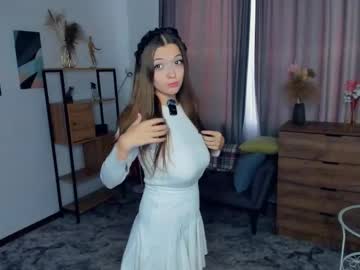 Sophystarks Chaturbate stream image from November 26, 2025