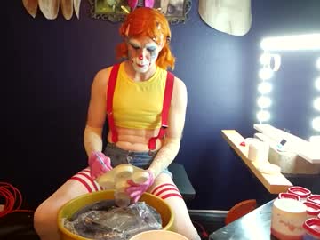 Goldenfoil Chaturbate stream image from November 26, 2025