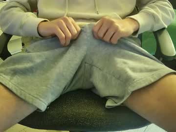 Orobrus Chaturbate stream image from November 26, 2025