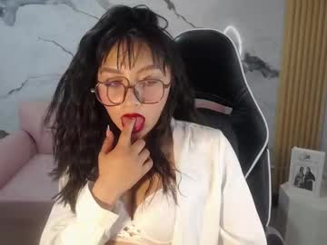 Zafiiro_Ch Chaturbate stream image from November 26, 2025