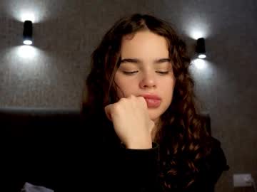 Linda_Clarsss Chaturbate stream image from November 26, 2025