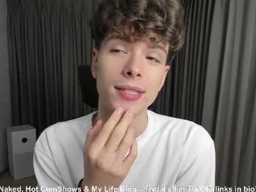 Calvin_Loves_You Chaturbate stream image from November 26, 2025