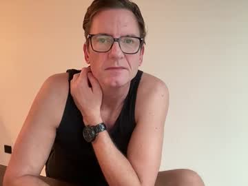 Realstuff_ Chaturbate stream image from November 26, 2025