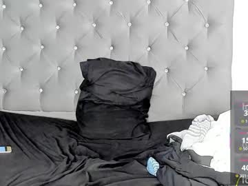 Camilo231168 Chaturbate stream image from November 26, 2025