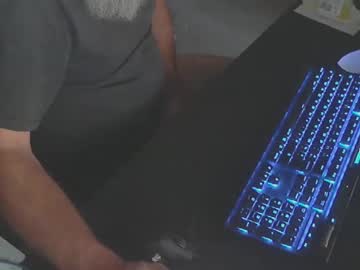 Biparislove Chaturbate stream image from November 26, 2025