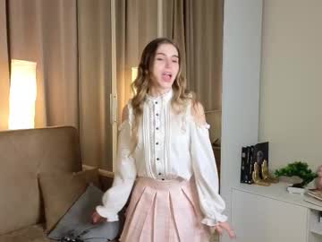 Rosalvaulman Chaturbate stream image from November 26, 2025