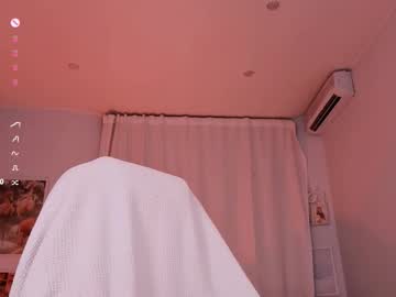 Kitty_Rest_ Chaturbate stream image from November 26, 2025