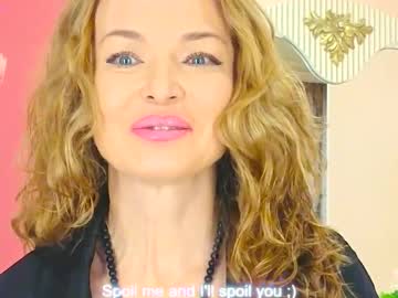 Lanavibes Chaturbate stream image from November 26, 2025