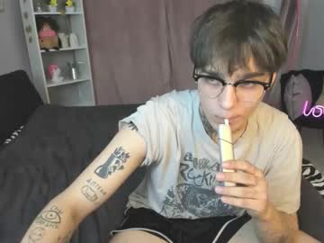 Roberttate_ Chaturbate stream image from November 26, 2025