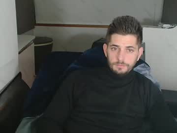 Followknight Chaturbate stream image from November 26, 2025
