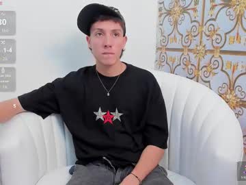 Littledanny_ Chaturbate stream image from November 26, 2025