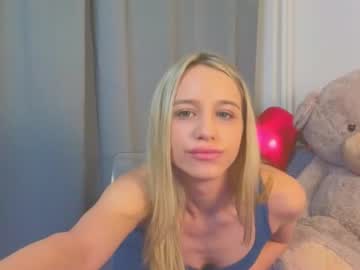 Mellisakim Chaturbate stream image from November 26, 2025