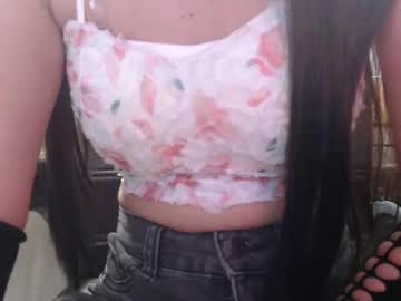 Smili_Doll Chaturbate stream image from November 26, 2025