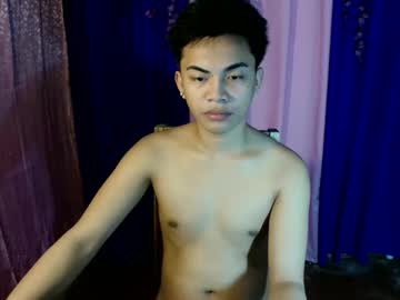 Urguy_Marco Chaturbate stream image from November 26, 2025