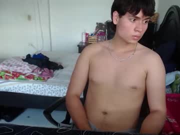 Kafer_1022 Chaturbate stream image from November 26, 2025