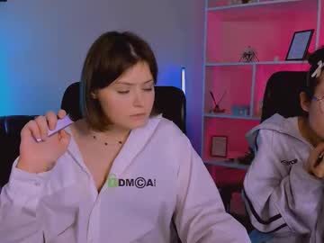Nikol_Kitt Chaturbate stream image from November 26, 2025