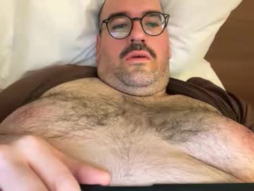 Fatandfurry Chaturbate stream image from November 26, 2025