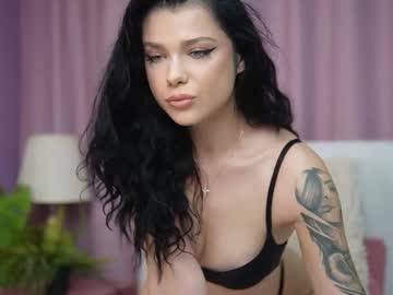Isabelamber Chaturbate stream image from November 26, 2025