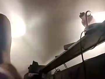 Smokenstroke33 Chaturbate stream image from November 26, 2025