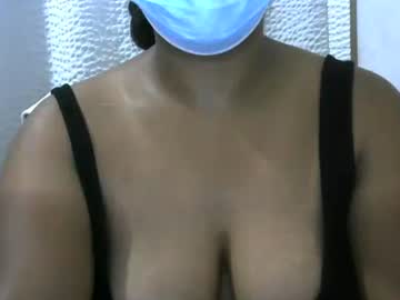 Amichouu Chaturbate stream image from November 26, 2025