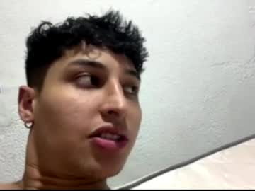 Nickyyhot Chaturbate stream image from November 27, 2025