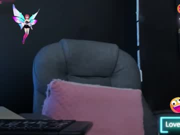 Viktoria_Davis_ Chaturbate stream image from November 27, 2025
