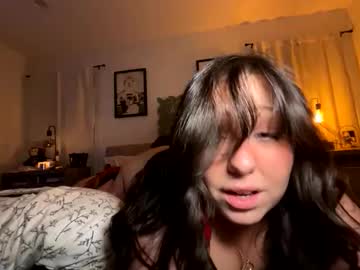 Michelebussexx Chaturbate stream image from November 27, 2025
