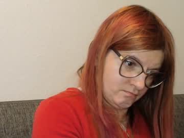 Rileycomely Chaturbate stream image from November 27, 2025