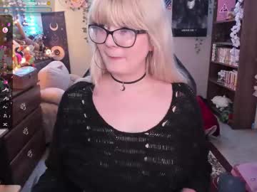 Bambisheep_ Chaturbate stream image from November 27, 2025
