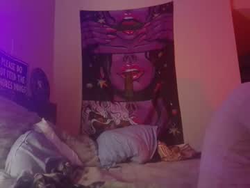 Dirtylilsecret305 Chaturbate stream image from November 27, 2025