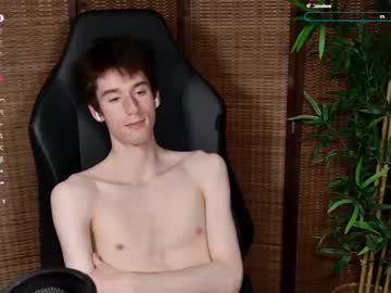 Mark327645 Chaturbate stream image from November 27, 2025