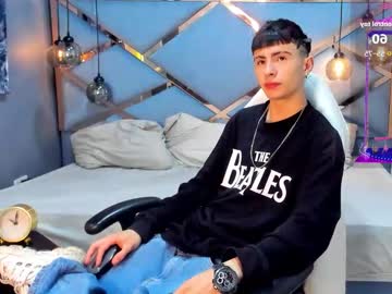 Erofox_77 Chaturbate stream image from November 27, 2025