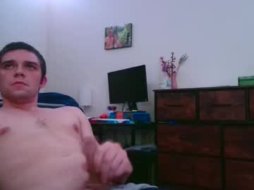 Brysonntooth Chaturbate stream image from November 27, 2025