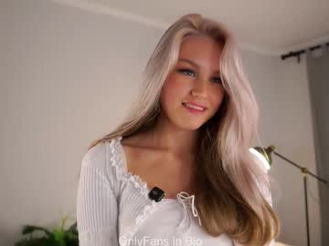 Emmiemurray Chaturbate stream image from November 27, 2025