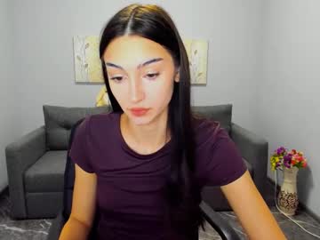 Julia_Laurent Chaturbate stream image from November 27, 2025