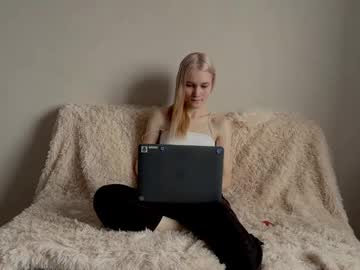 Lumpyamsonia Chaturbate stream image from November 27, 2025