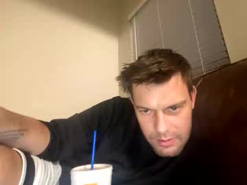 Imshyguy32111 Chaturbate stream image from November 27, 2025