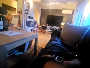 Mojo28112 Chaturbate stream image from November 27, 2025
