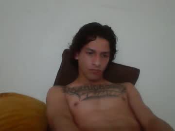 Johannlocoloco Chaturbate stream image from November 27, 2025